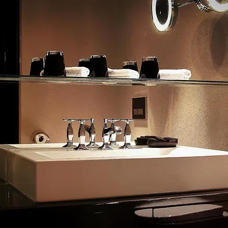 زهيرو - إيشغل/كابل فندق كابل